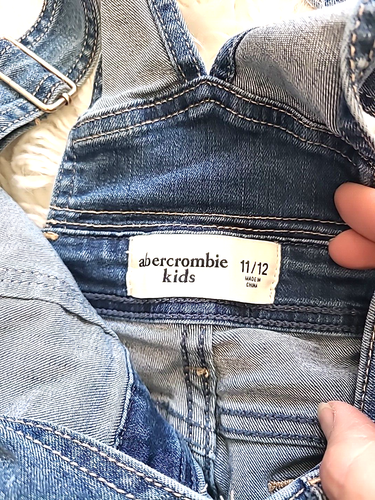 Abercrombie kids Bib Overalls Jeans Romper Distressed Denim Girls Size 11 12 - Picture 6 of 12