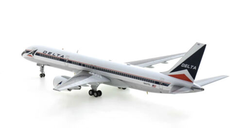 B757-200 DELTA AIR LINES N607DL WIDGET WITH STAND - GEMINI JETS G2DAL1263 1/200 - Picture 3 of 5