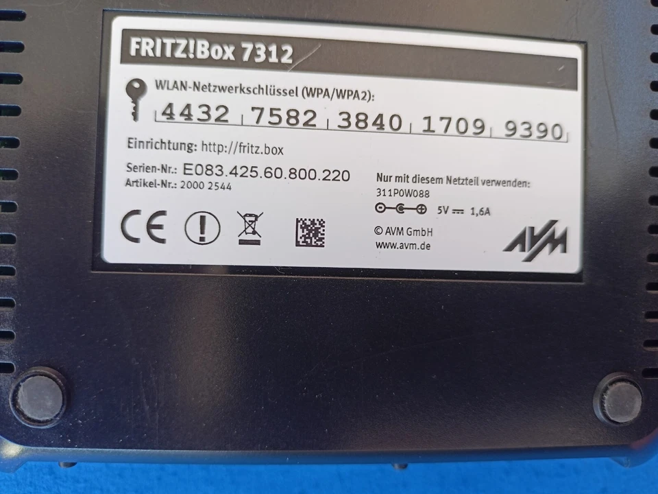 Fritz!Box 7312 mit 300 Mbps 1-Port 100 Mbps Verkabelt Router (20002544) - Bild 2 von 4