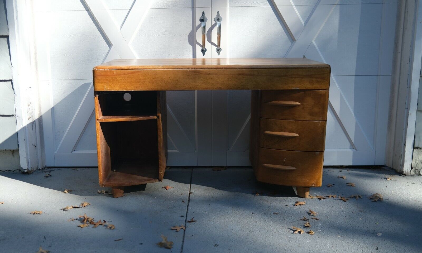 Heywood Wakefield Kneehole Desk Mid-Century Vintage
