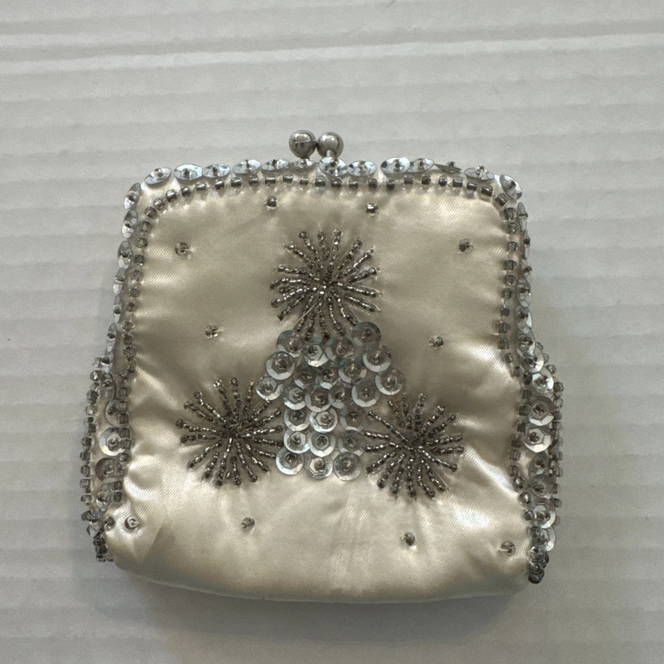 2 BOLSOS DE NOCHE VINTAGE CON CUENTAS / MONEDERO DE CAMBIO Foto 2 de 4