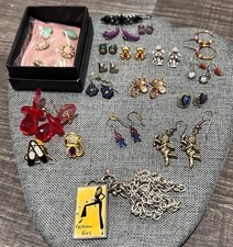 Large lot of Earrings, pins, necklace, barrette Fashion Jewelry Kids 36 pieces