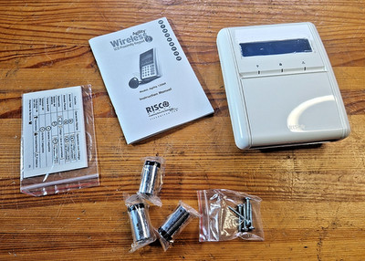 Risco Agility Wireless LCD Proximity Keypad Model 132KP (Neu in OVP)