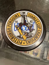 1991-92 ULF SAMUELSSON PITTSBURGH PENGUINS SIGNED PUCK A.J'S SPORTS WORLD