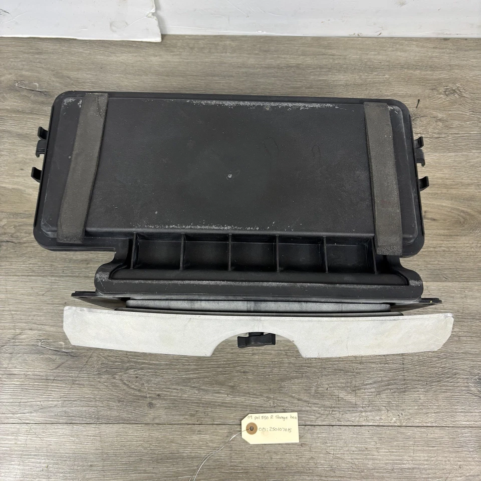 2009 Polaris Sportsman 550 Rear Storage Box 2633432 2633431 - Image 3 of 4