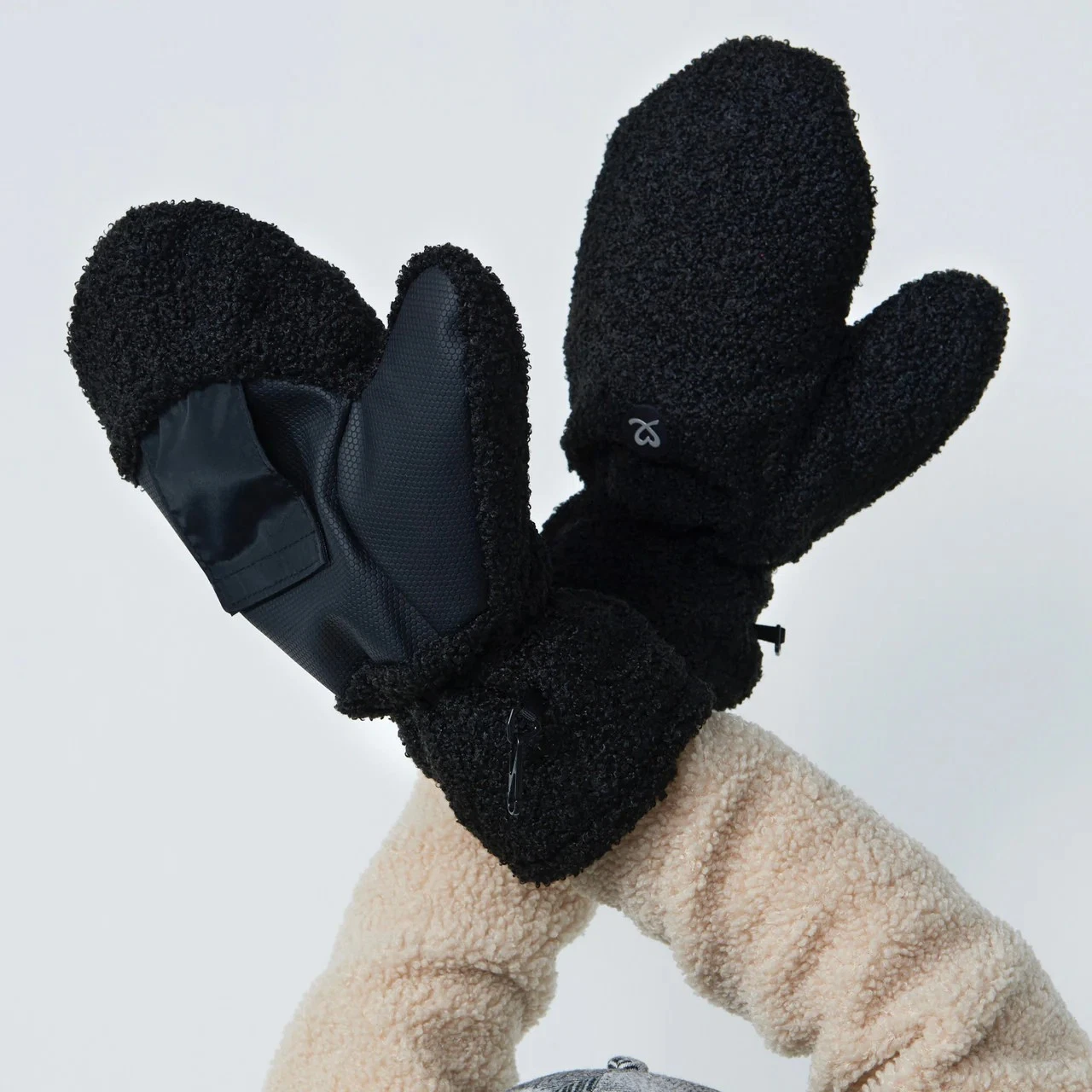 NEW Daily Sports Womens Fleece Mittens Venture Black Hand Warmer Pockets OS NWT
