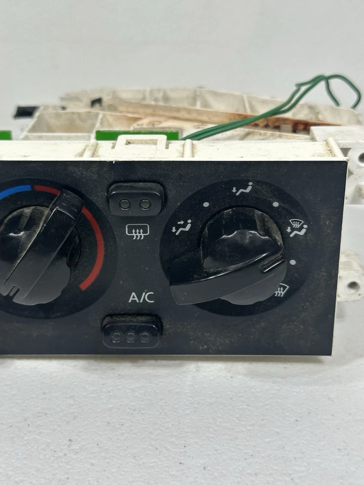 Оригинальный климат-контроль в сборе для передней панели Nissan Xterra Xe 2003-2004 годов выпуска - Изображение 4 из 4