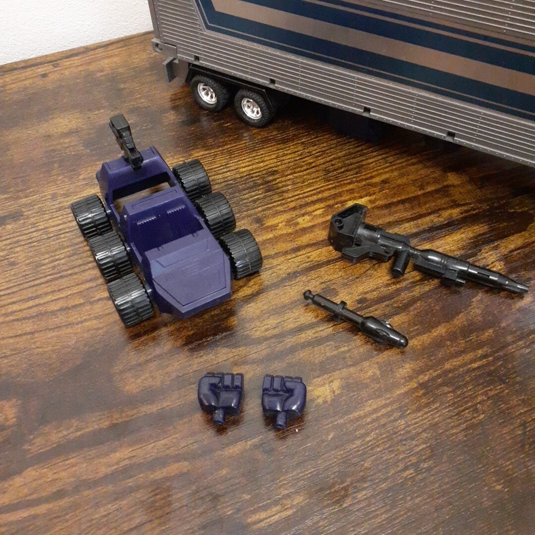 Picture 2 of 10
