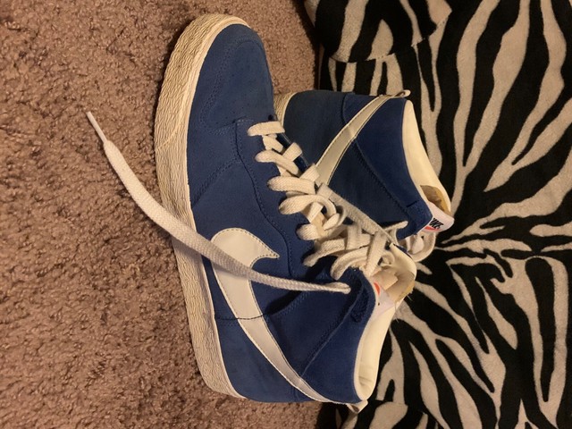 blue suede nike dunks