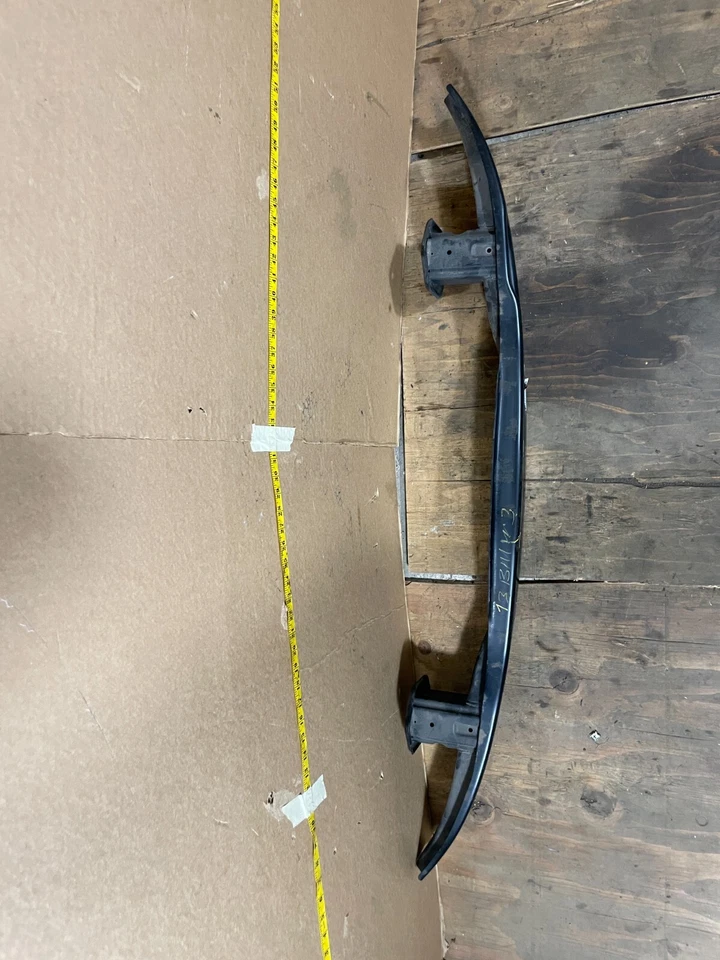 2010-2013 BMW 328i REAR BUMPER REINFORCEMENT BAR 7256928 OEM . Foto 2 de 4