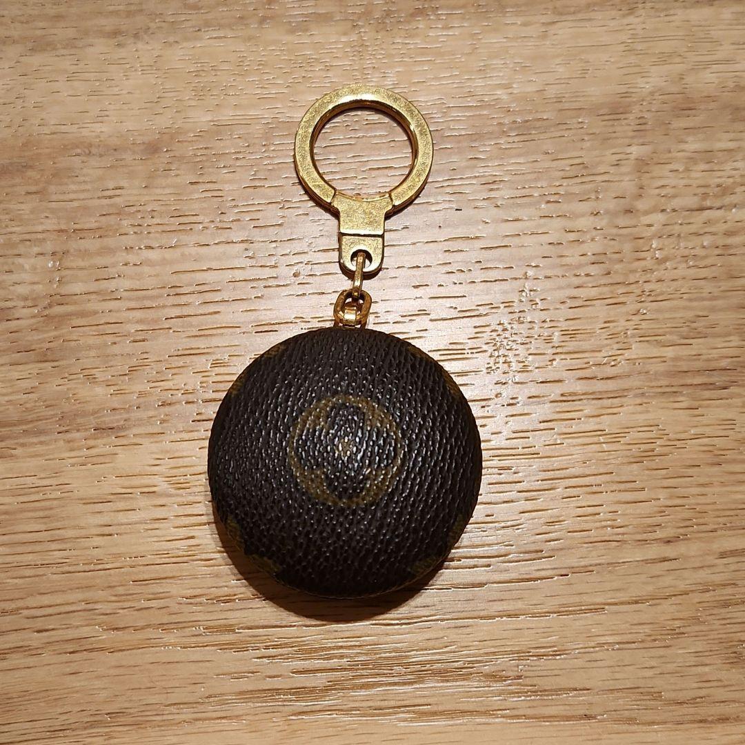 Louis Vuitton Astropill ルイビトン キーホルダー Louis Vuitton Key Ring Astro Pill with Light 69 | eBay