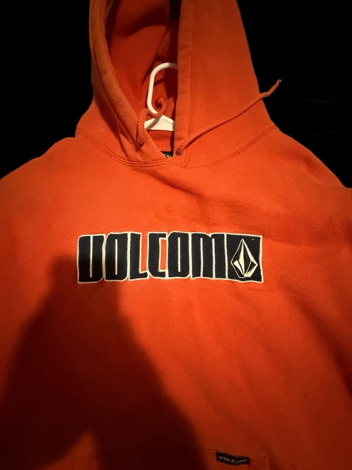 vintage Volcom Hoodie Sweatshirt Size Y2K Grunge Skate OP Surf  - Image 3 of 4