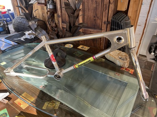 2 pneus Neufs BMX GT lp5 20×2.20 old school freestyle - Équipements vélos