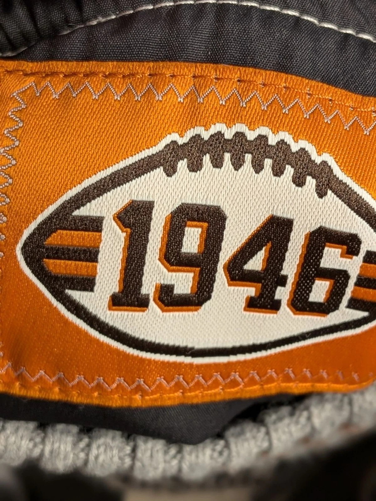 Vintage Cleveland Browns Season Ticket White Satin Bomber Jacket, Size M Men - product detail image 4