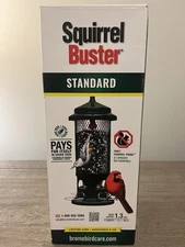 Squirrel Buster Squirrel-proof Bird Feeder w/4 Metal Perches, Holds 1.3lbs NEW