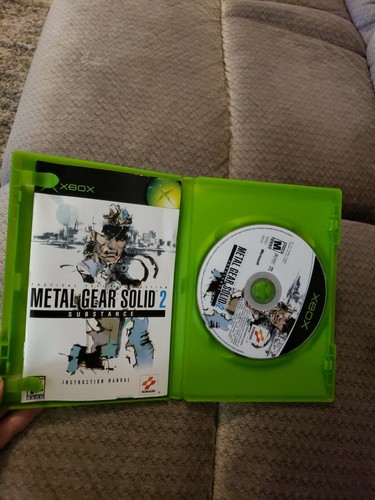 Metal Gear Solid 2: Substance (Microsoft Xbox, 2002) Game Complete W/ Manual CIB - Picture 3 of 3