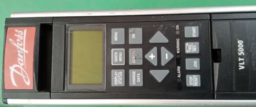 DANFOSS VLT 5000 175Z0034 INVERTER 3PH VLT5000 1.7KVA with OP Panel xSPARE PARTS - Foto 3 di 7