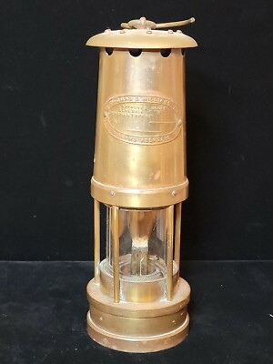E. Thomas & Williams Miners Cambrian Brass Safety Lamp Type E. Thomas & Williams Miners Cambrian Brass Safety Lamp Type