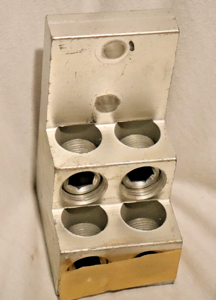 PB4-600 D1281 Ilsco Mechanical Lug Aluminum 600MCM-2 Electrical Connection Block - Image 2 of 4