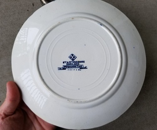 Raro HTF Staffordshire England Pocahontas piatto blu e bianco R&M Co. carro 9" - Foto 3 di 4