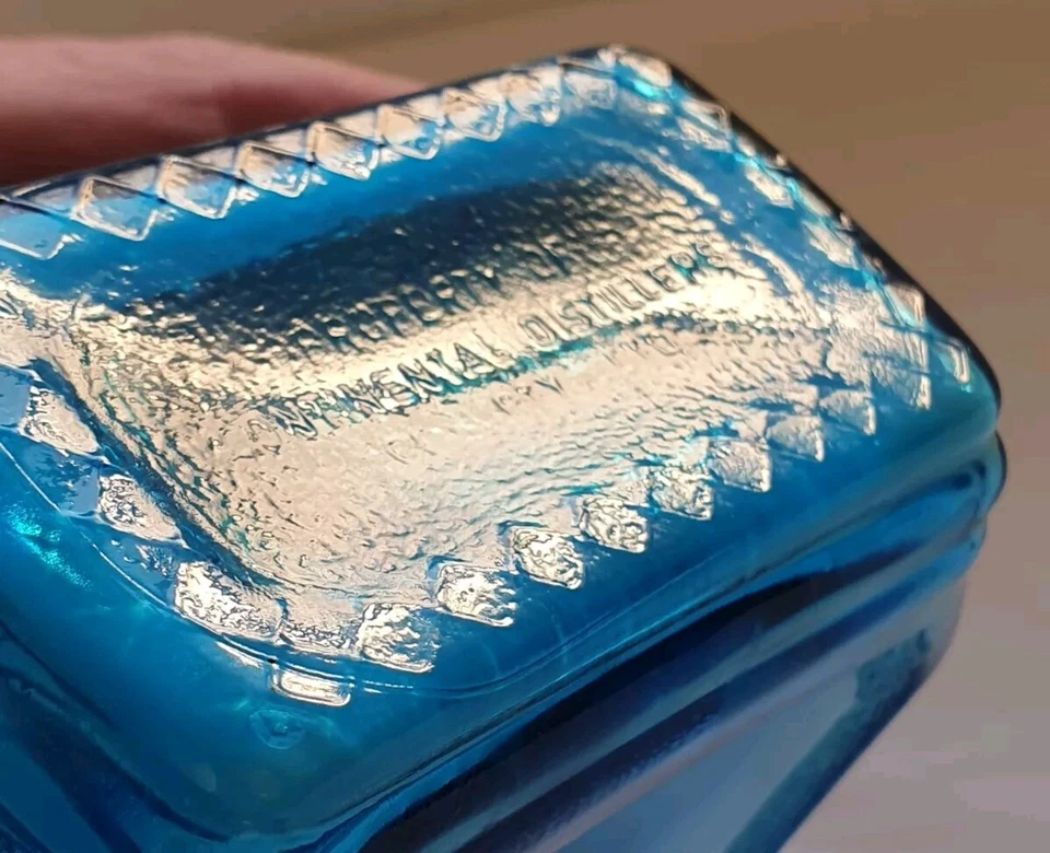 🔶️RETRO ART GLASS GENIE BOTTLE CONTINENTAL DISTILLERS BLUE CURACAO EMPOLI - image 4 of 4