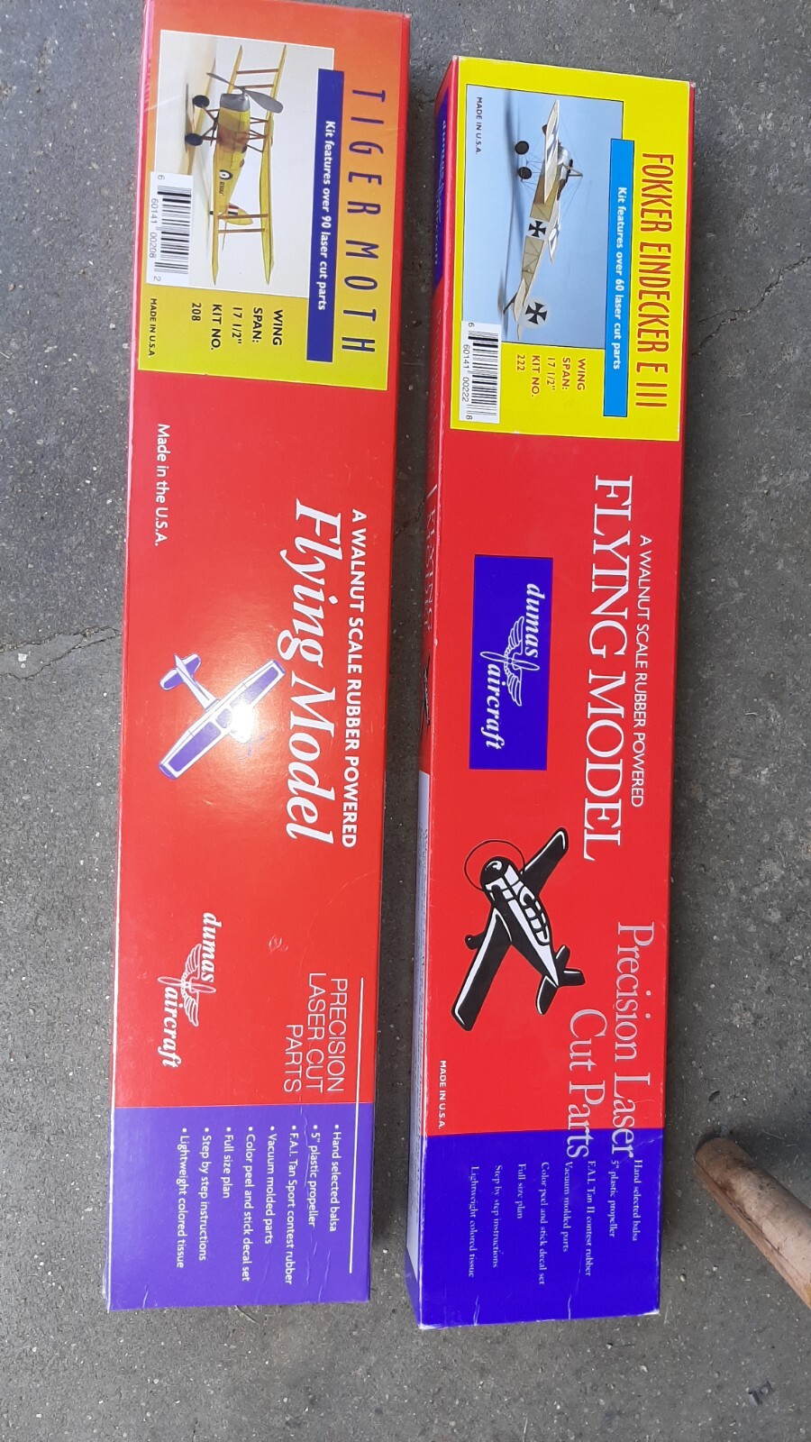 Dumas FLYING MODELS FOKKER EINDECKER AND TIGER MOTH Wood Model Airplane