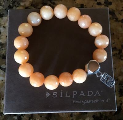 SILPADA B2811 7” Peach Quartzite Sterling Silver Stretch Bracelet  Display