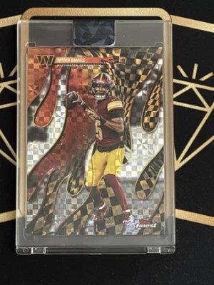 Jayden Daniels X-Fractor Torchers 2025 Topps Finest Football NFL Commanders - Bild 1 von 2