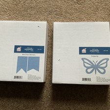 Spellbinders Sapphire Plus Steel Dies Mind Your Banners & Flutter By