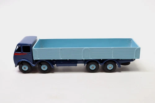 Dinky Supertoys 501 8 wheeled Foden - Repainted Model