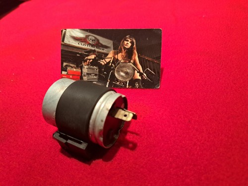 1981 Honda CM400E CM400 E original TURN SIGNAL FLASHER RELAY FR-2105 OEM - Picture 1 of 6