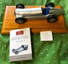 CMC 1938  Mercedes  W154 racing  diecast model with case