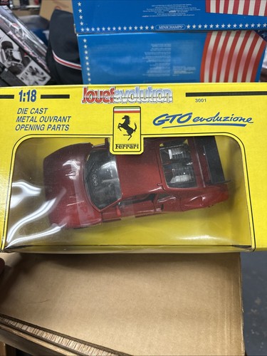 Jouef Evolution 1/18 Scale Diecast Model Car - Ferrari GTO Evoluzione - Red - Picture 2 of 5