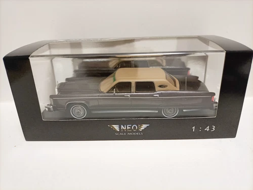 Neo 1/43 Resin car model Lincoln Continental Town Car 1982 dark grey - Picture 8 of 8