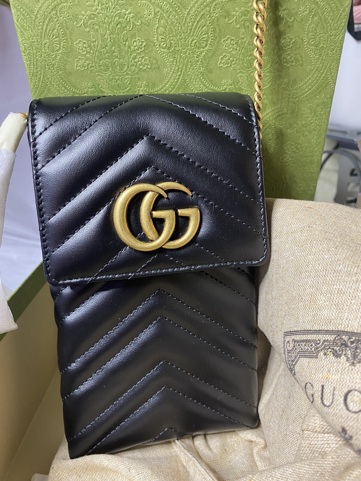 Gucci Authent GG Phone Purse Marmont TRAPUNTA SHEVRON Black Leather Brass Chain