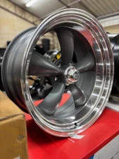 NEW Set of 4 Staggered VN215 Torq Thrust II 20" 5x4.75" (2-20X8, 2-20X10) USA