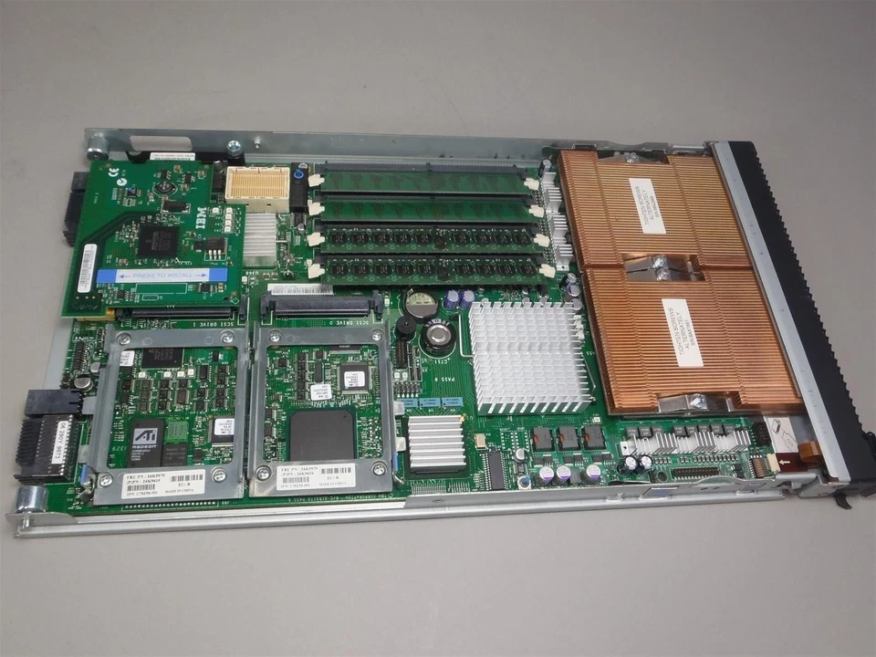 IBM 8843-4RU HS20 BladeCenter Dual 3.4 GHz. CPU's w/ Drive Bay's 3GB RAM -Used - Image 4 of 4