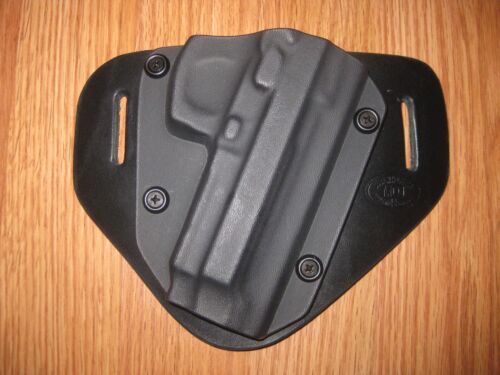 OWB Kydex/Leather Hybrid Holster with adjustable retention for BERETTA  - Picture 1 of 5