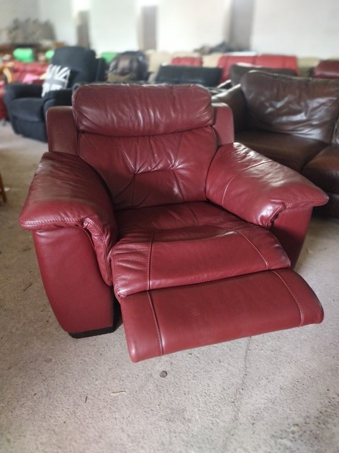 Deep Red leather recliner Manual Armchair chair Delivery Poss TR9725 Deep Red leather recliner Manual Armchair chair Delivery Poss TR9725