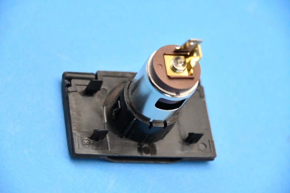 vw transporter t6 cigarette lighter fuse location Vw T5 2011 cigarette lighter just stopped working ( used to charge phone).  From this picture can anyone point me in the right direction on which fuse  it might be? Haven't got