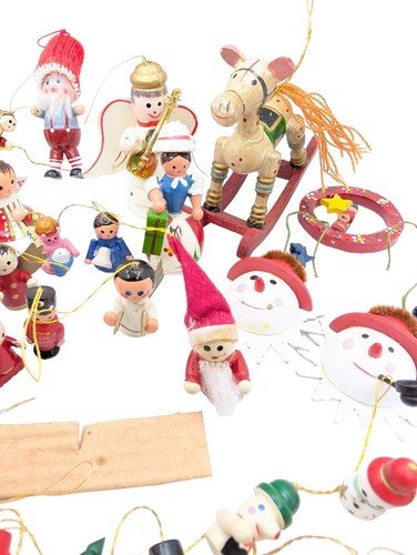 Vtg Bundle Wood & resin? Christmas Tree Ornaments small Figurines - Picture 14 of 18