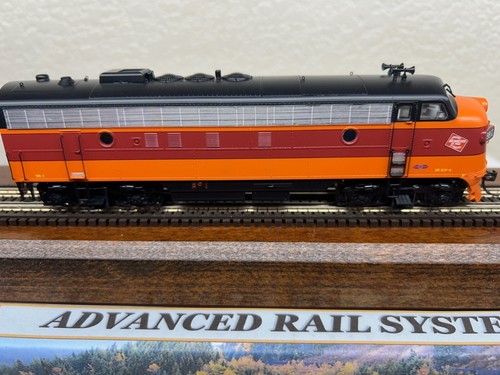 MILWAUKEE ROAD PASSENGER FP7 - A unit 98C - DCC / QUANTUM SOUND HO Scale NEW OOP - Picture 2 of 11