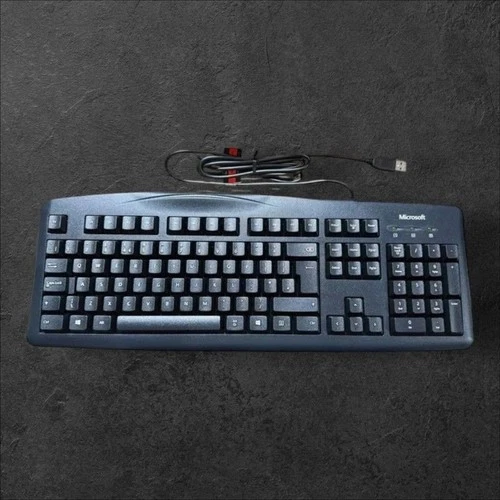 Microsoft 1406 Black Wired USB Keyboard / Qwerty Layout