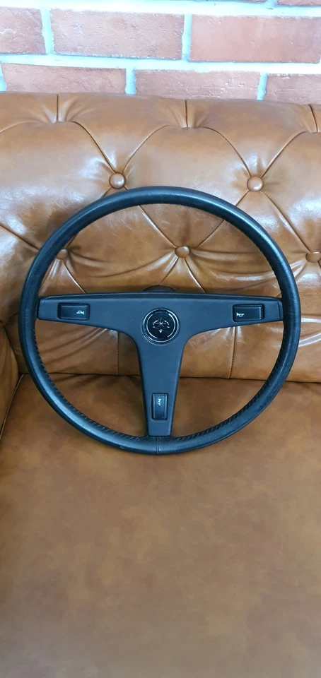 Toyota STARLET Kp60 Mk1 Mk2 Steering Wheel Bugeye TIP TOP CONDITION - Image 2 of 4