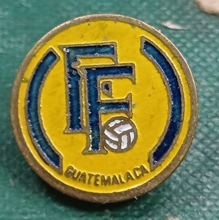 RARE Guatemala Football Association FA Enamel Pin Badge Calcio Distintivo