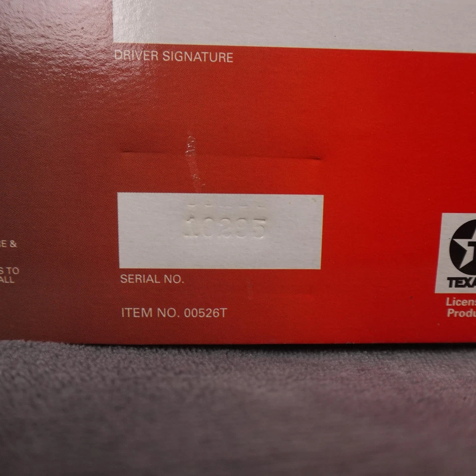 Vintage 1995 Dale Jarrett Texaco Havoline 28 Thunderbird 1/24 Die-Cast Bank - Image 4 of 4