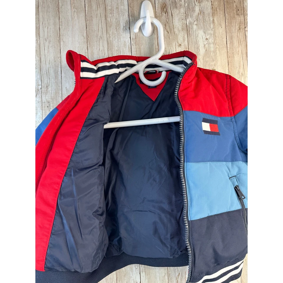 Tommy Hilfiger Adaptive Regatta Sky Captain Puffer Jacket Boys 2-3 2XS Red Blue - Image 4 of 4