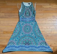 size 6 pit-to-pit 16.5" length 42" lined fit & flare floral paisley Roz & Ali