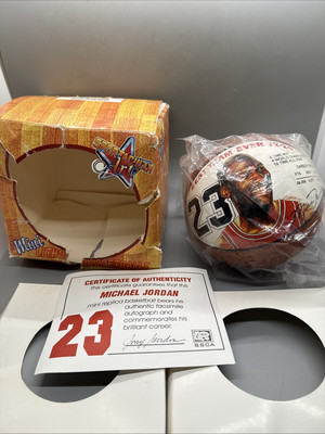 Basketball Michael Jordan New Box Wilson Mini 5.5'' Best Team Ever 72-10 Coa