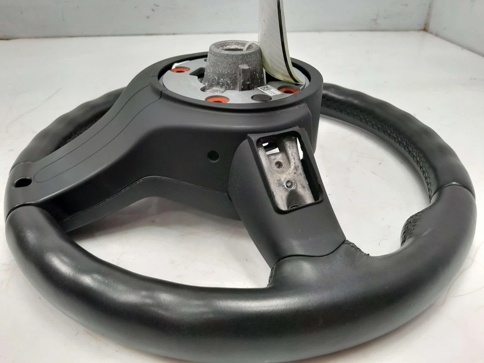 Руль 17–20 BMW 430i 440i F32 F36 спортивный пакет M черный кожаный от оригинального производителя - Изображение 4 из 4